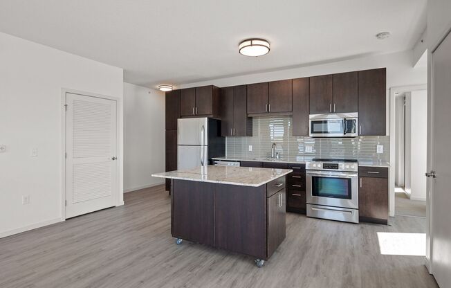 2 beds, 2 baths, 1,015 sqft, $2,555, Unit 309