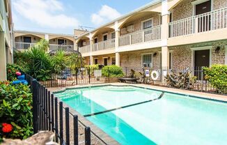 Courtyard Villas Apartments