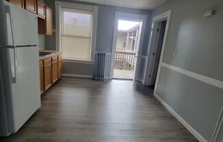 2 beds, 1 bath, 500 sqft, $1,350, Unit 179-8 (4R)