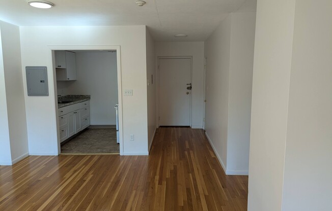 2 beds, 1 bath, 750 sqft, $2,495, Unit 46