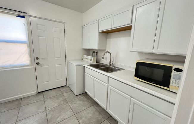 1 bed, 1 bath, $1,150