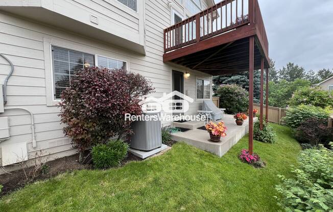 9147 WOODLAND DR