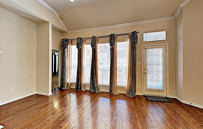 7804 AQUA VIS DR