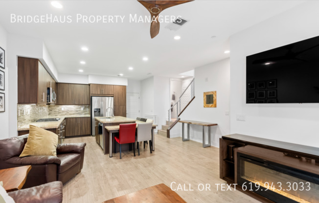 2428 APERTURE CIR