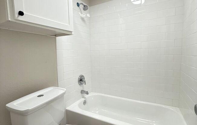 3 beds, 2 baths, 1,150 sqft, $2,229, Unit SUX-216