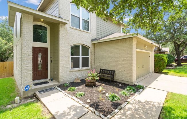 2704 Greenlee Dr, Leander, TX 78641