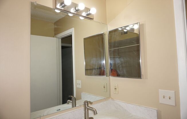 2 beds, 2 baths, $1,300