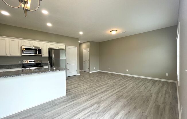 3 beds, 2.5 baths, 1,464 sqft, $1,495, Unit 119A