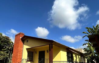 311-311 1/2 Sycamore Road