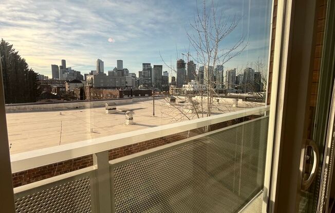 1 bed, 1 bath, 472 sqft, $1,625, Unit 505
