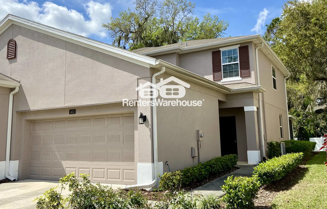1452 SCARLET OAK LOOP