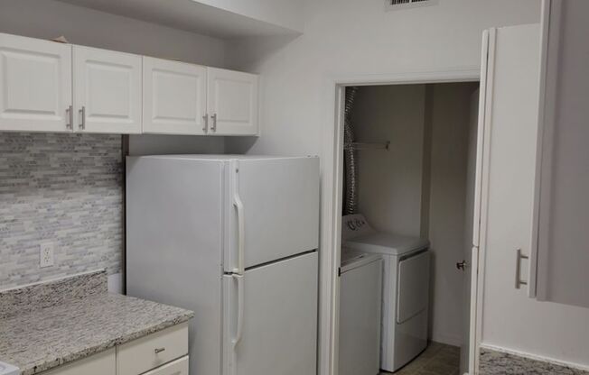 2 beds, 2 baths, 1,159 sqft, $1,600, Unit 6-109