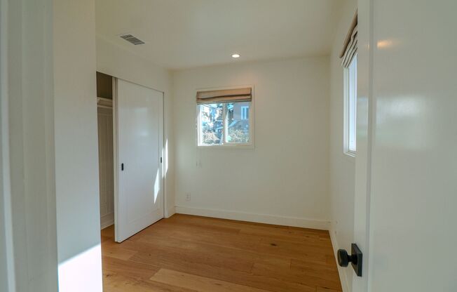 2 beds, 1 bath, 600 sqft, $4,795, Unit 397 Park