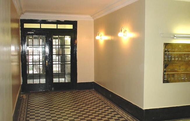 218 W 10th St, New York NY 3A