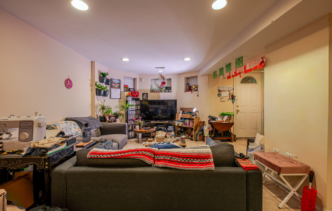 3415 BROWN ST NW