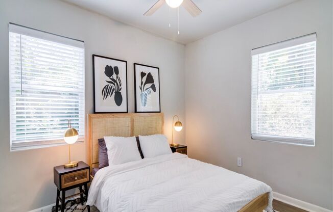 2 beds, 1 bath, 850 sqft, $1,250, Unit 00-D5