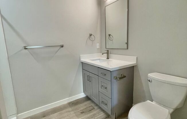 1 bed, 1 bath, 350 sqft, $1,595, Unit 002