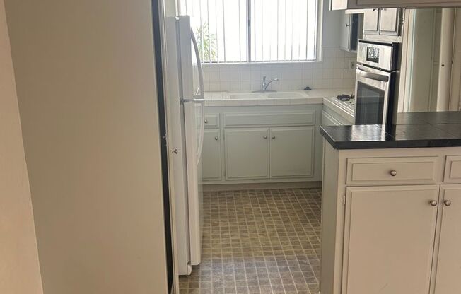 1 bed, 1 bath, $1,895