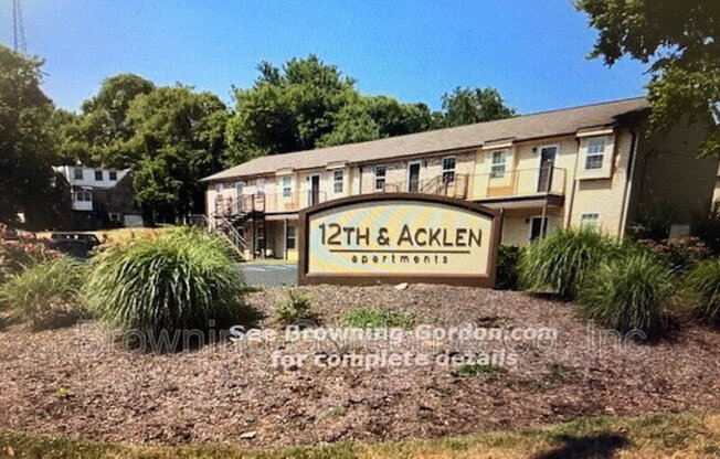 1303 ACKLEN AVE