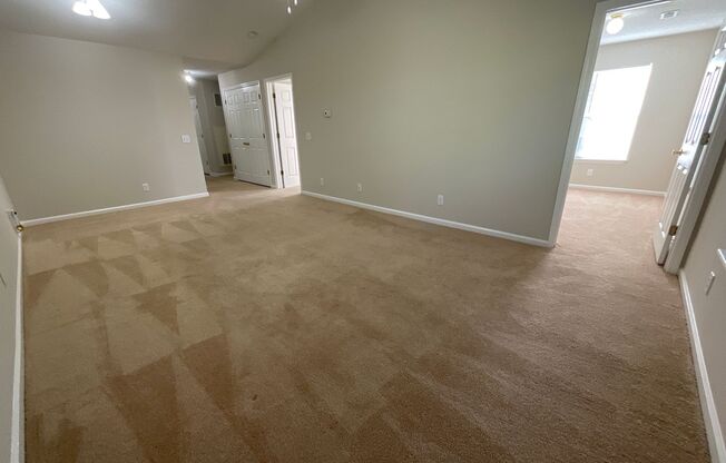 1 bed, 1 bath, 871 sqft, $1,225, Unit 2704-6