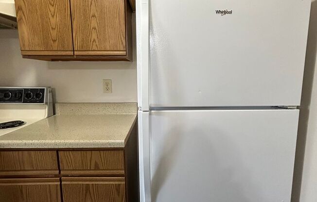 1 bed, 1 bath, 750 sqft, $850, Unit #25