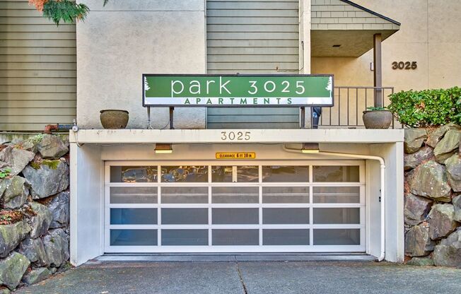 2 beds, 1 bath, 950 sqft, $2,195, Unit 107