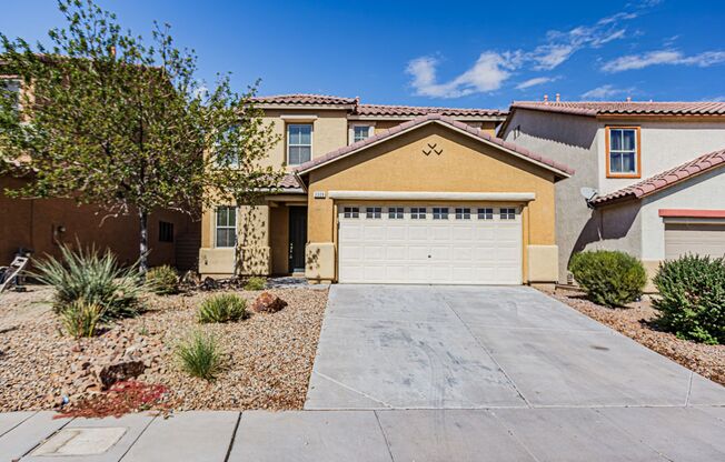 4 Bedroom with 3 Bathrooms