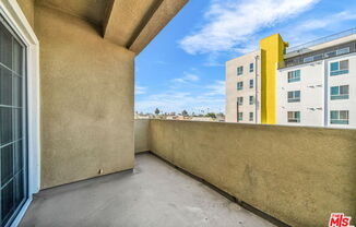 1 bed, 1 bath, 715 sqft, $2,195, Unit 305