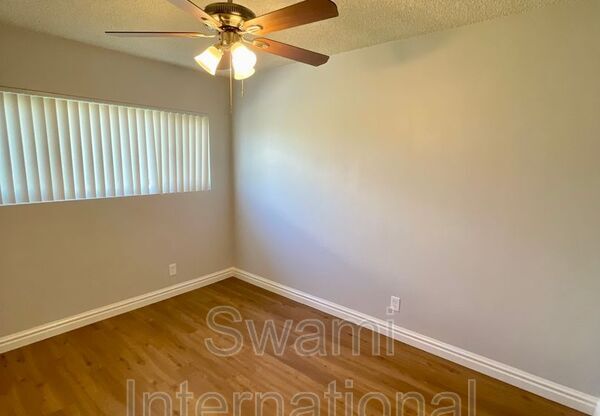 2065 W 255 ST