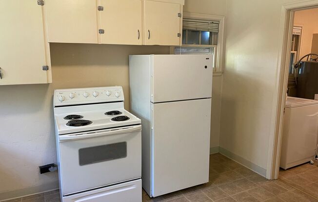 3 beds, 1 bath, 1,200 sqft, $1,695, Unit 2510 Regan