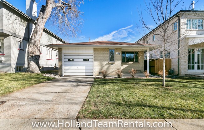 Bungalow Home with Large Garage in Wash Park!