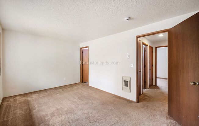 2 beds, 1.5 baths, $1,650, Unit 18190