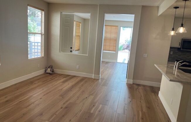 A BEAUTY!  2 STORY 3 BR/2.5 BATH HOUSE IN HIGHLY DESIRABLE GATED COMMUNITY