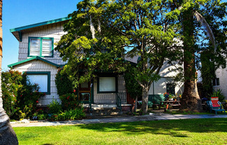 11923-27 Venice Blvd