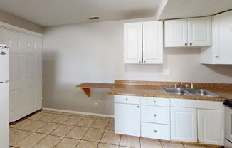 2 beds, 1 bath, $1,325, Unit Basement