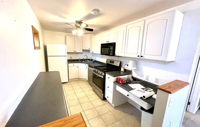 305 - 3039 West Liberty Avenue