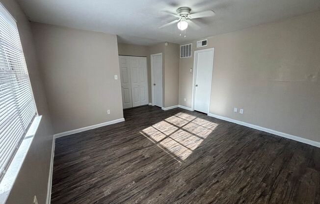 1 bed, 1 bath, 725 sqft, $1,300, Unit 1001