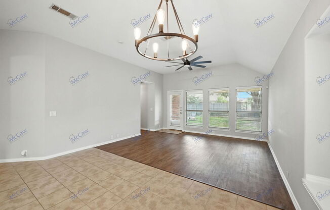 2217 KINGSDALE CT