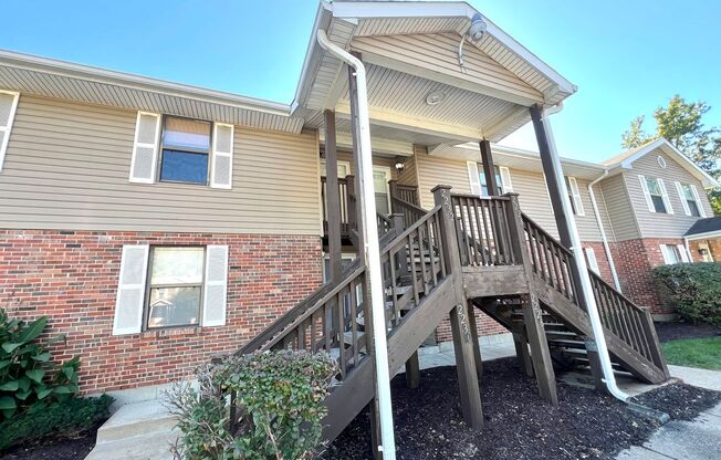 Adorable 2 Bedroom 1 Bath 2bd Floor Condo in Florissant - Presented by Tiffany Gerling’s Team