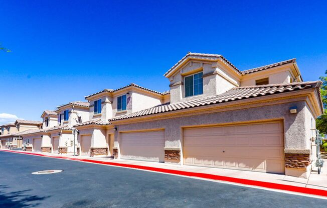 3 Bed, 2 Bath, 1 Car Aliante Condo