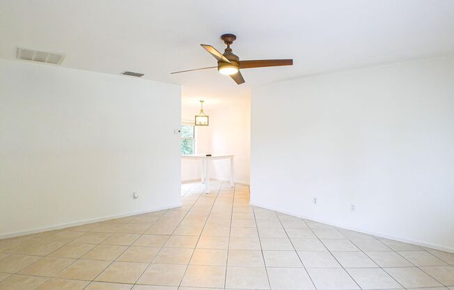 Remodeled house 3 bedrooms 1 bath in Lehigh acres