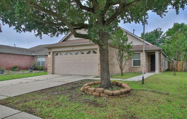 3BR Home in Legends Run with Community Pool Access