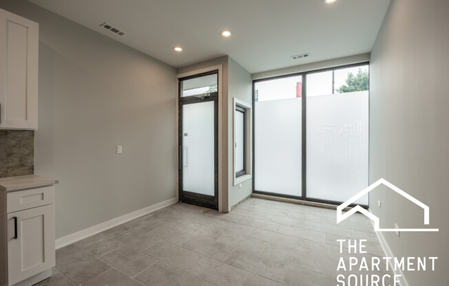 5416 W BELMONT