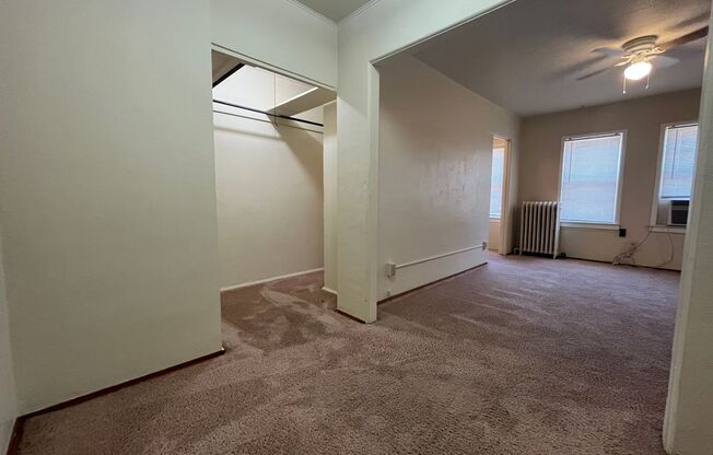 Studio, 1 bath, 352 sqft, $625