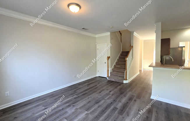 250 AMAL DR SW