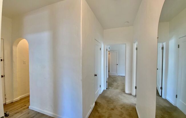 2 beds, 1 bath, 1,000 sqft, $2,095, Unit #101