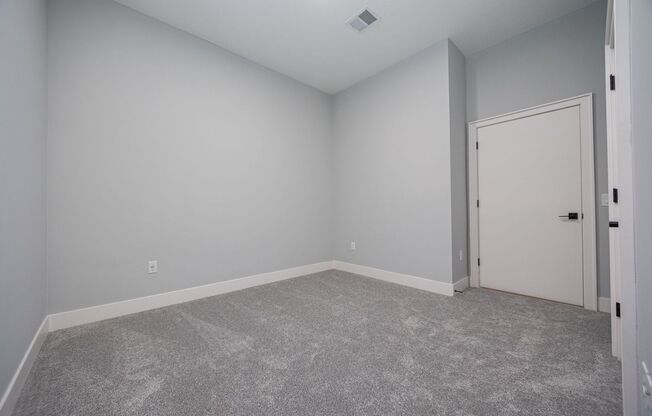 1 bed, 1 bath, 684 sqft, $1,195, Unit 314