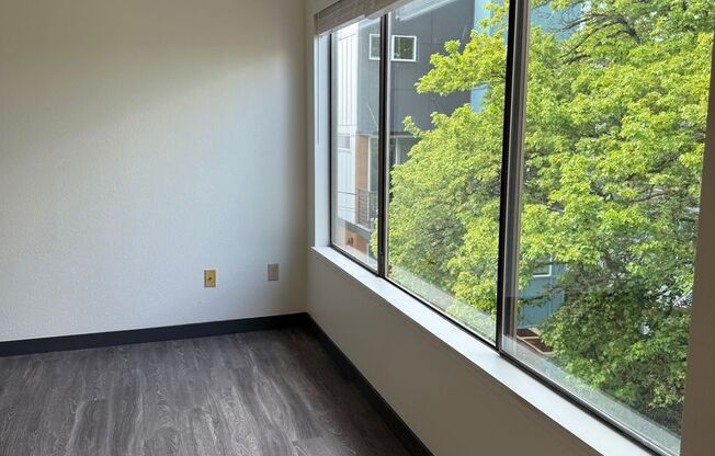 Davis Apartments
