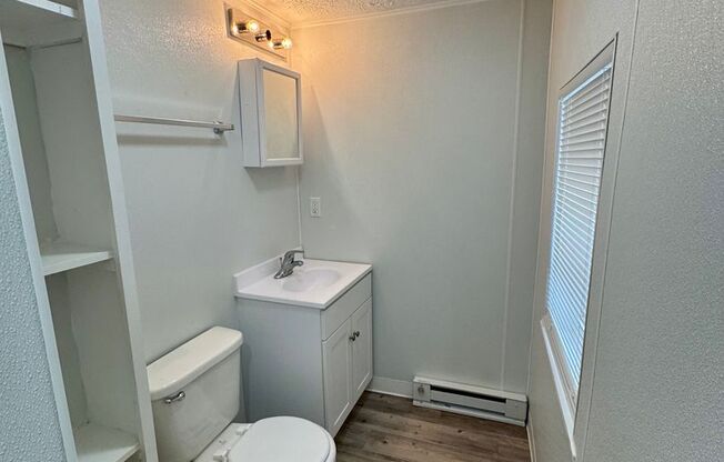 2 beds, 1 bath, $1,150