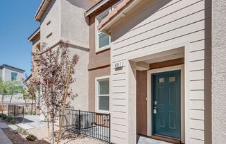 Charming 3-Bedroom Townhome with Smart Home Technology in Skye Hills, NW Las Vegas